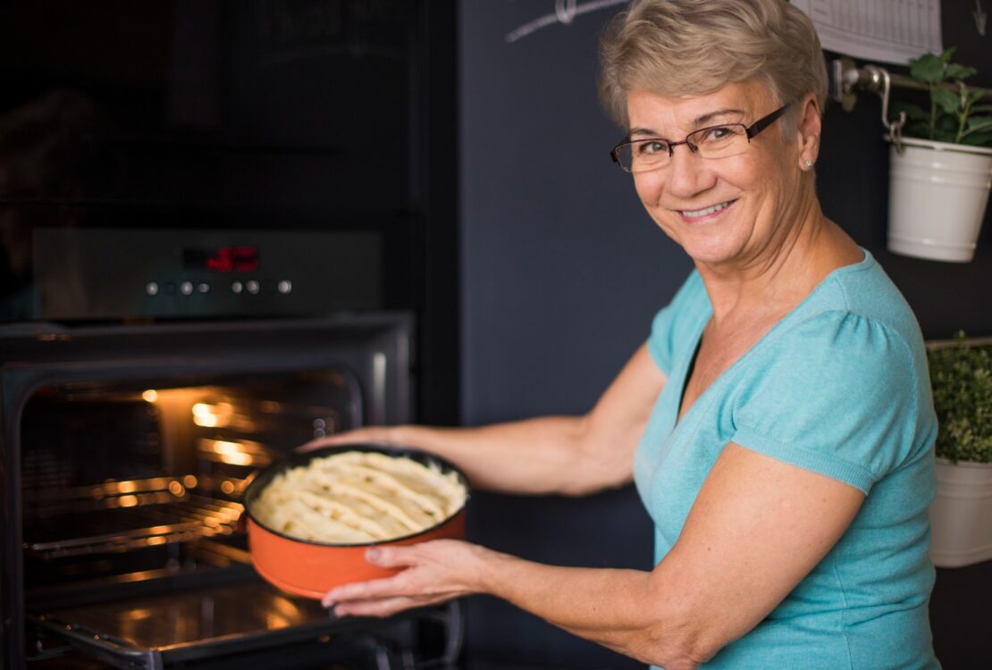 Quanto tempo o bolo fica no forno a 180 graus