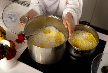 É preciso lavar o arroz antes de cozinhar